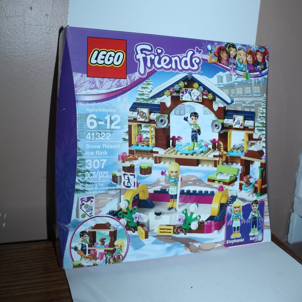 Lego Friends 41322 Snow Resort Ice Rink 307 Pcs